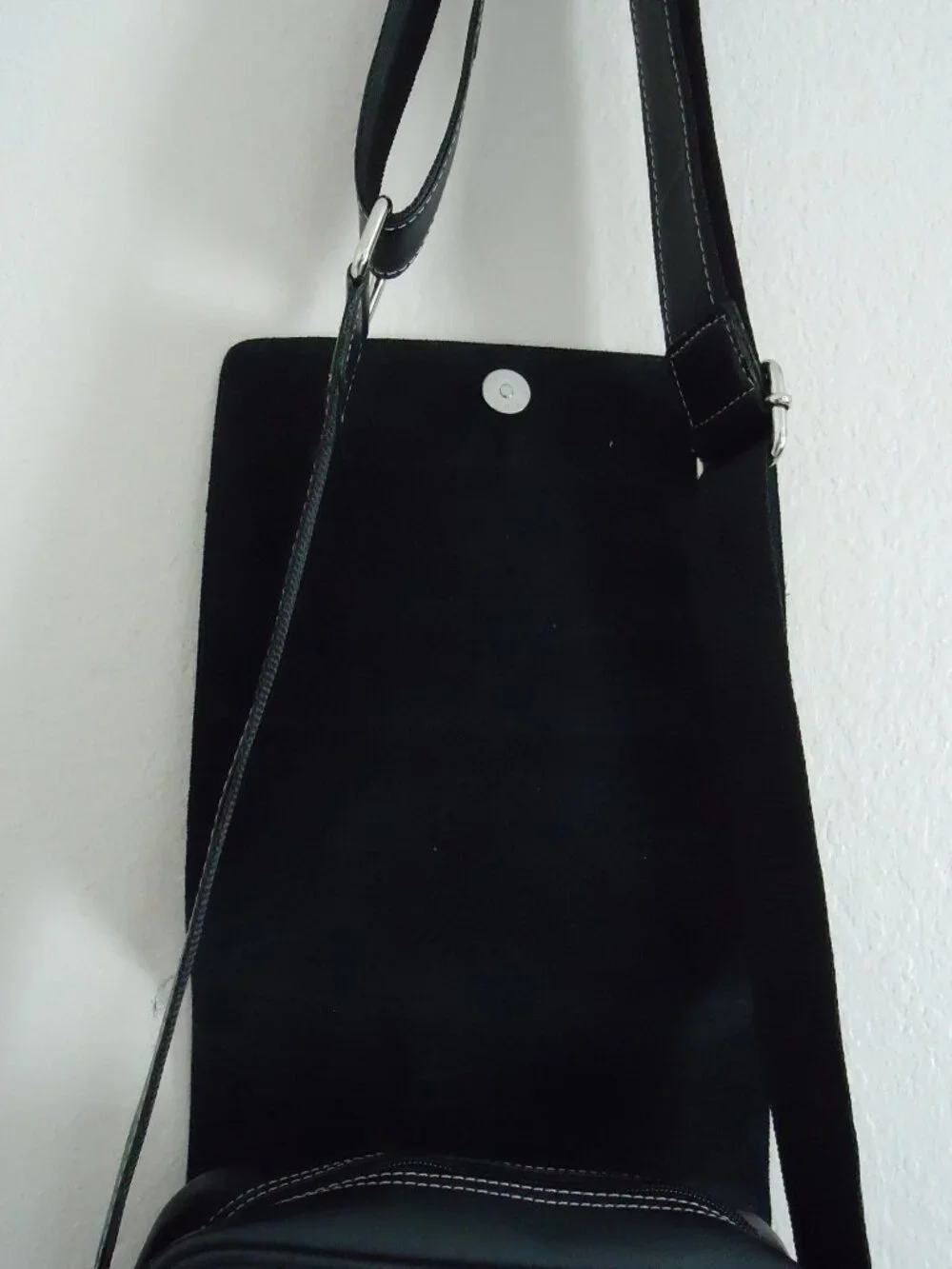 Pielnoble vintage leather crossbody/ shoulder bag.